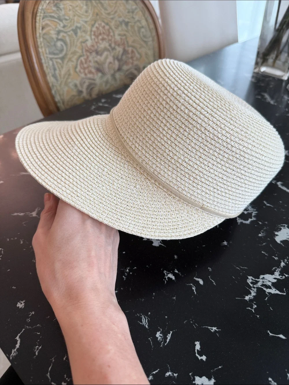 NWT Nine West Light Cream Straw Visor with Bow Trim